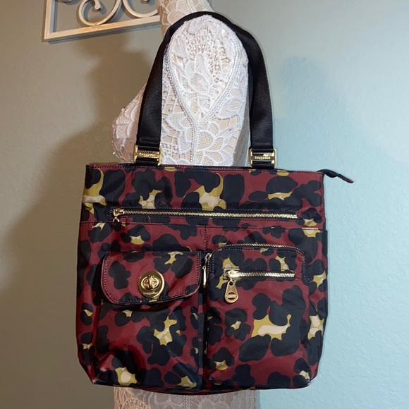 RARE Baggallini Scarlet Cheetah leopard shoulder Bag - Picture 1 of 12